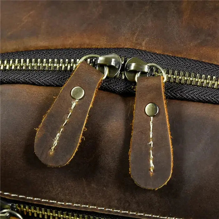 Mochila Executiva em Couro Romenzi Retrô RZ071