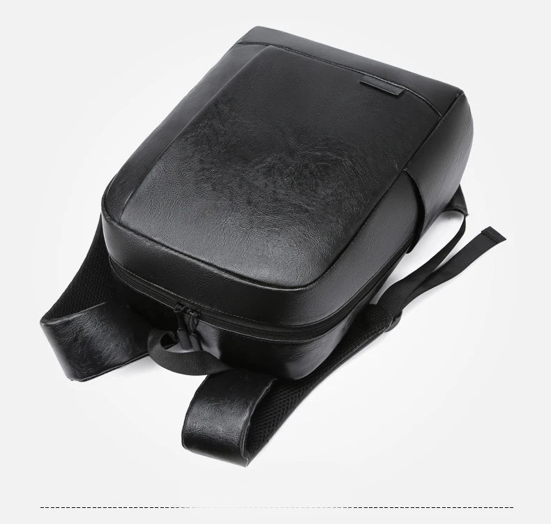 Mochila Executiva em Couro Romenzi Munich RZ075