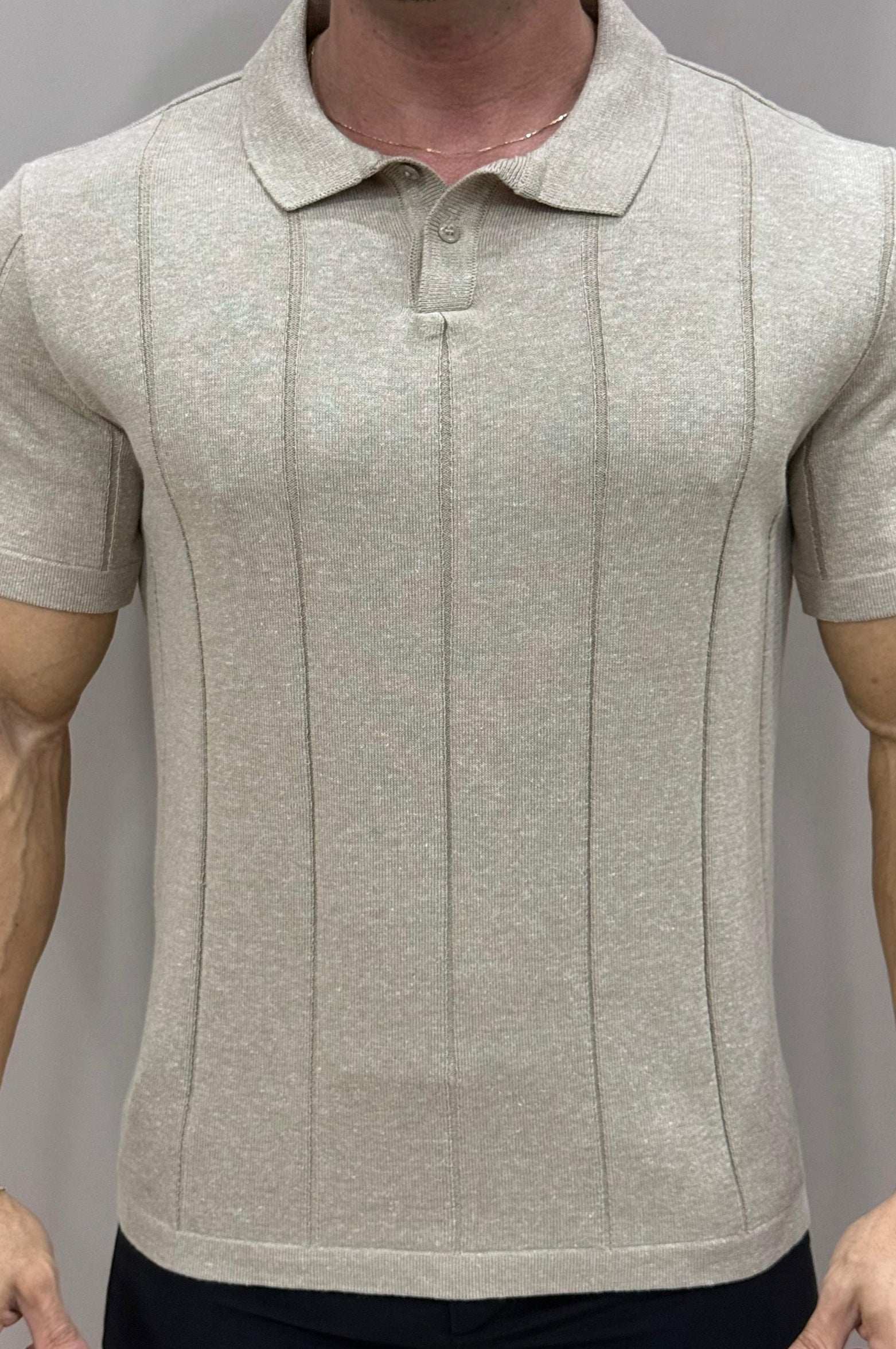 Camiseta Polo Tricot Bege - Up