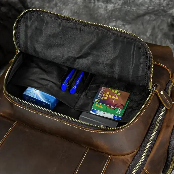 Mochila Executiva em Couro Romenzi Retrô RZ071