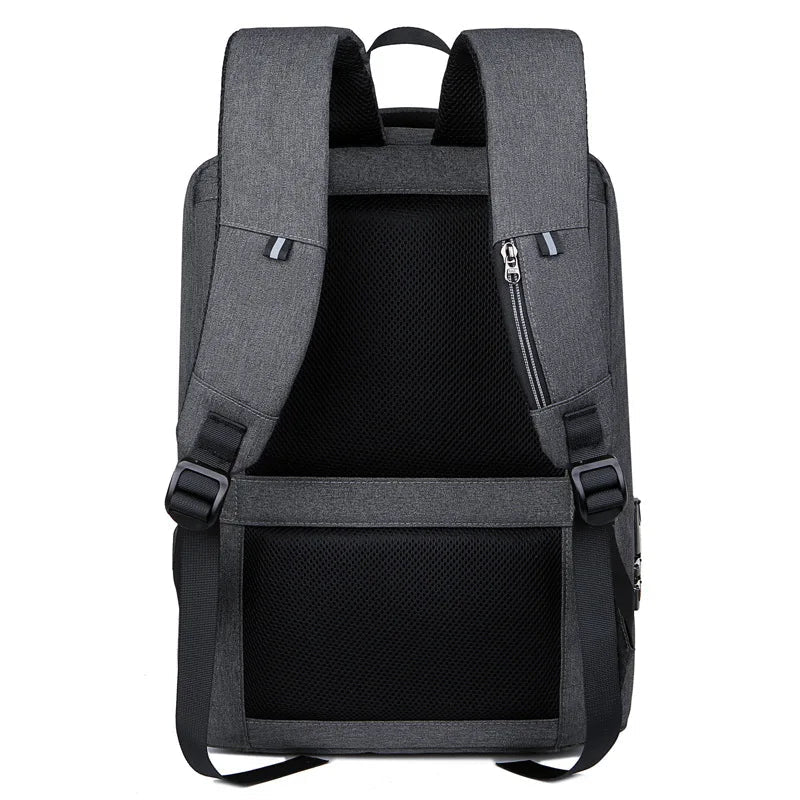 Mochila Executiva Romenzi RZ067 - Notebook 15`, Impermeável, Porta USB e Trava TSA
